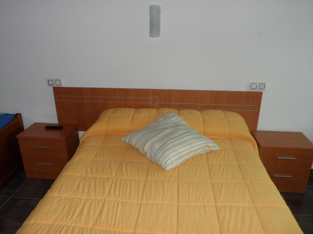 Hostal Via Del Caminante Madrigalejo Dış mekan fotoğraf
