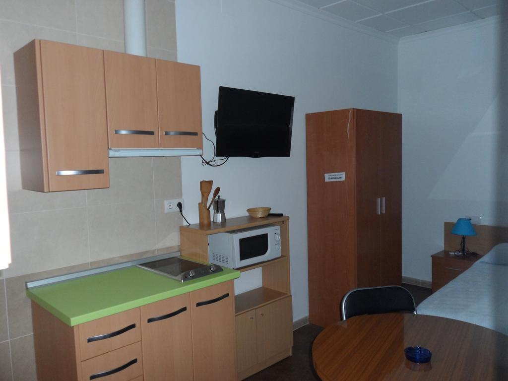 Hostal Via Del Caminante Madrigalejo Dış mekan fotoğraf