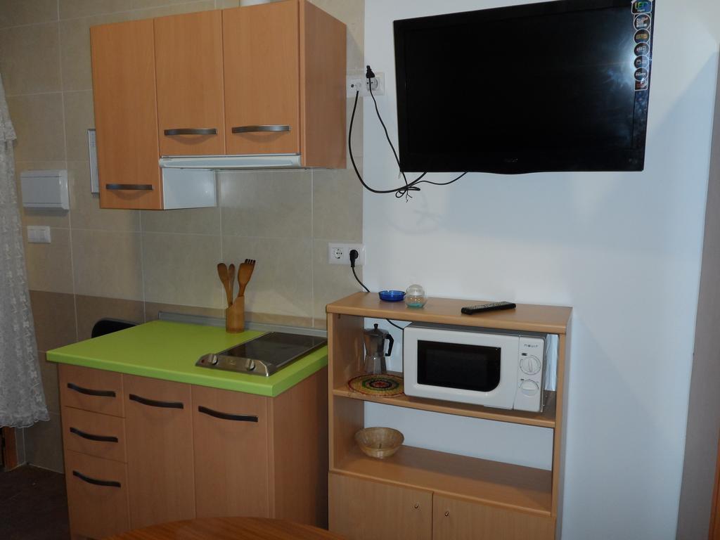 Hostal Via Del Caminante Madrigalejo Dış mekan fotoğraf