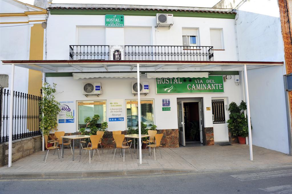 Hostal Via Del Caminante Madrigalejo Dış mekan fotoğraf